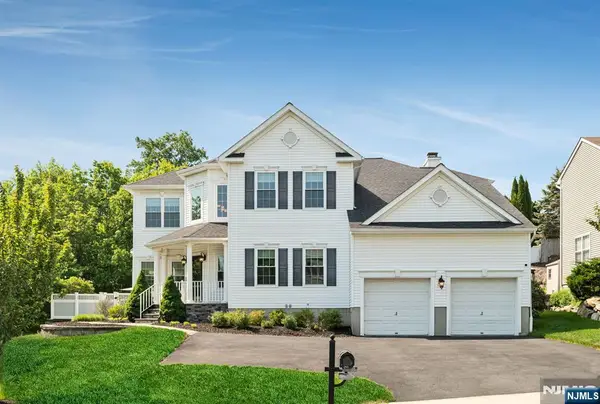 168 Tanglewood Pass, Jefferson Township, NJ 07849