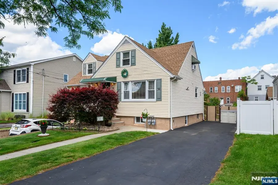 39 Lawrence Avenue, Lodi, NJ 07644 - #2