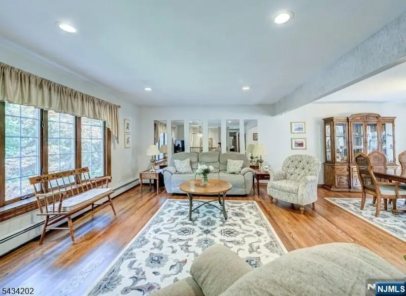 8 Edward Circle, Montville, NJ 07045 - #3