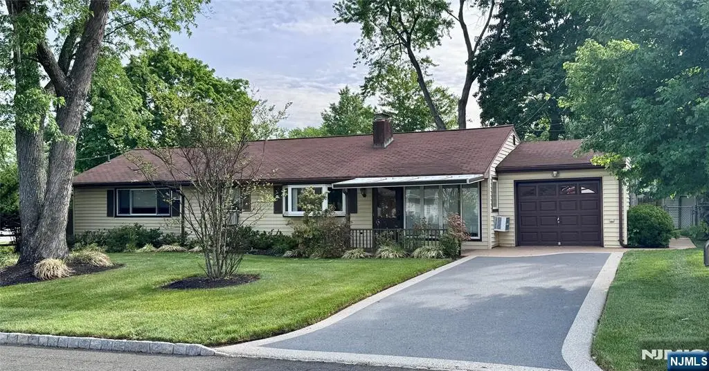 14 Berwick Way, Piscataway, NJ 08854 - #1