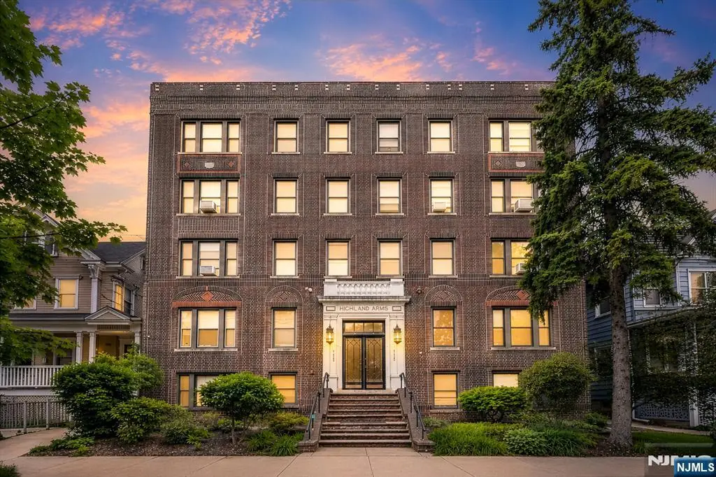 115 Highland Avenue 10, Jersey City, NJ 07306 - #1