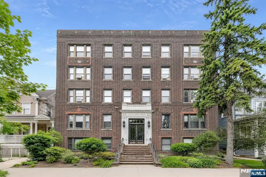 115 Highland Avenue 10, Jersey City, NJ 07306 - #2