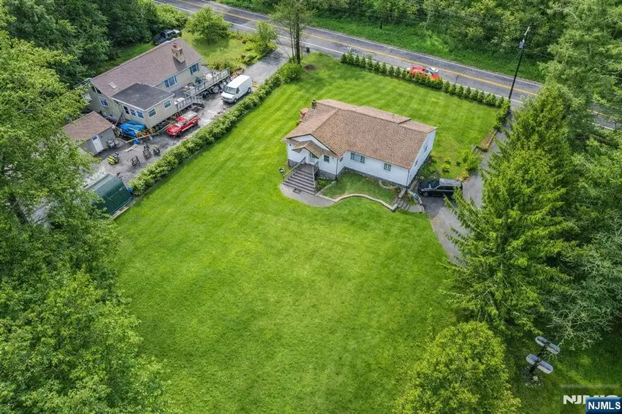 163 La Rue Road, Newfoundland, NJ 07435 - #2