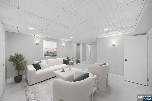 433 Louisa Avenue, Wyckoff, NJ 07481
