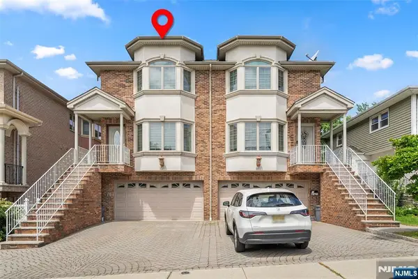 221B 4th Street 2, Palisades Park, NJ 07650