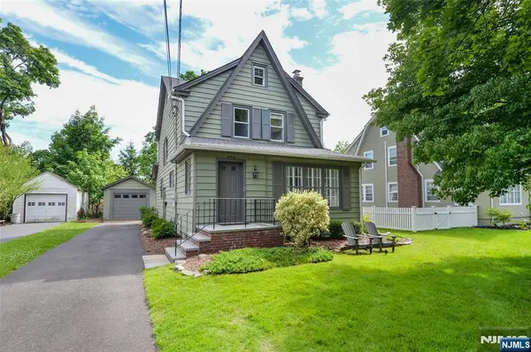 570 Shelton Road, Ridgewood, NJ 07450