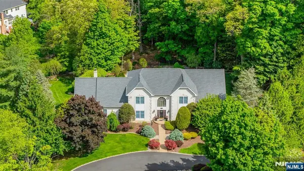 15 Skytop Drive, Denville Township, NJ 07834