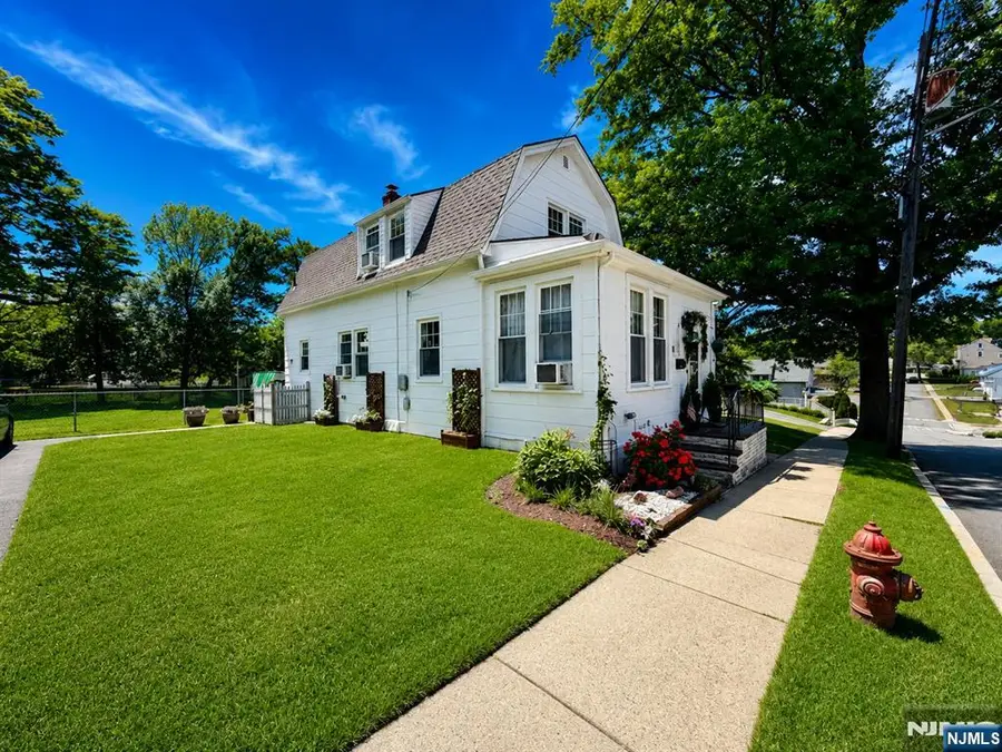 31 Hope Street, Nutley, NJ 07110 - #2