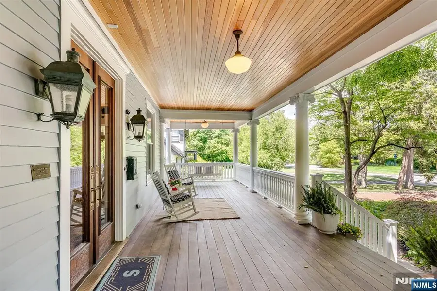 380 Ridgewood Avenue, Glen Ridge, NJ 07028 - #3