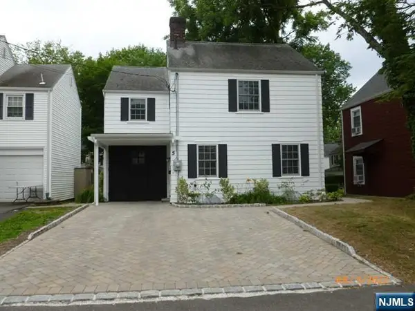 5 Aberdeen Place, Fair Lawn, NJ 07410