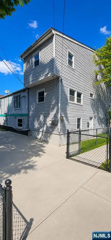 237-239 Smith Street, Newark, NJ 07106 - #3