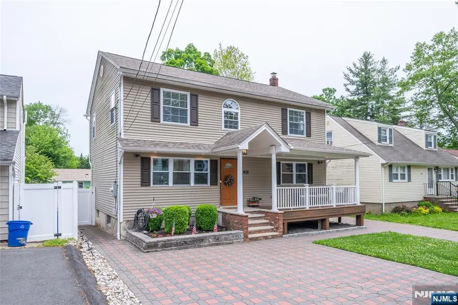 136 Redwood Avenue, Wayne, NJ 07470 - #2