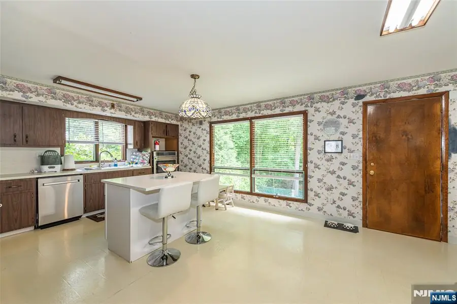319 Winifred Drive, Totowa, NJ 07512 - #2