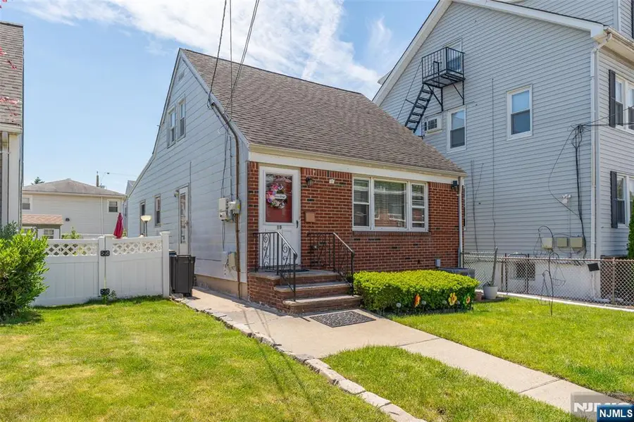19 Albert Street, North Arlington, NJ 07031 - #2