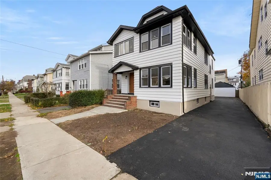 218 Ampere Parkway, Ampere North, NJ 07003 - #2