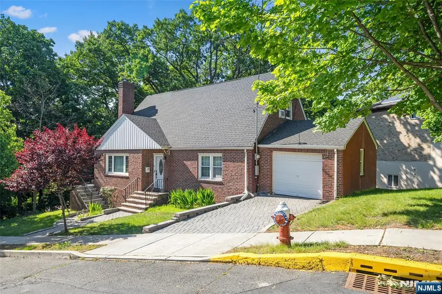 553 Ray Avenue, Ridgefield, NJ 07657 - #2