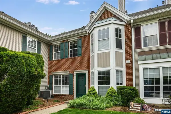1030 Cumberland Court 1030, Mahwah, NJ 07430