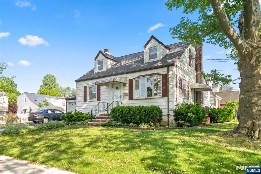 32-06 Rosalie Street, Fair Lawn, NJ 07410 - #2