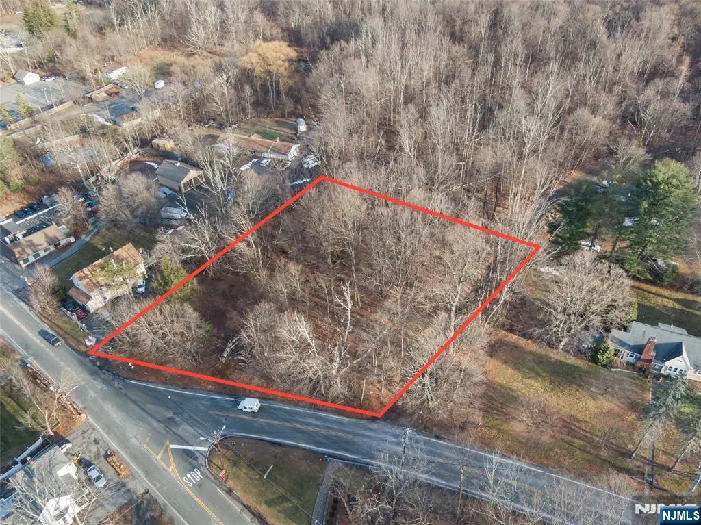2046 Macopin, West Milford, NJ 07480 - #1