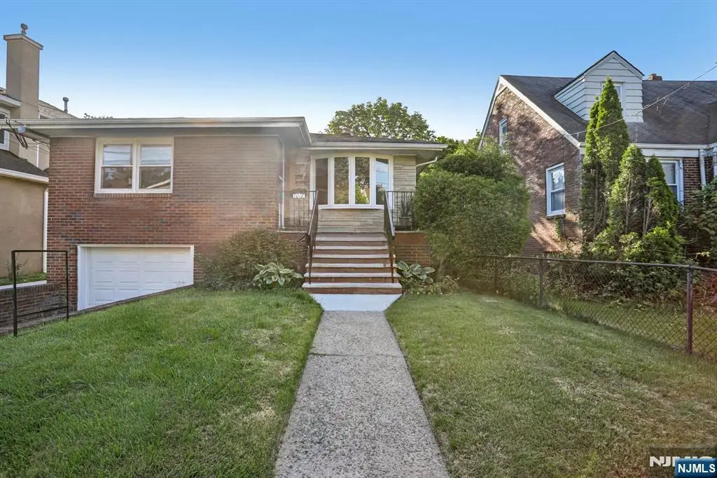 1018 Inwood Terrace, Fort Lee, NJ 07024 - #1