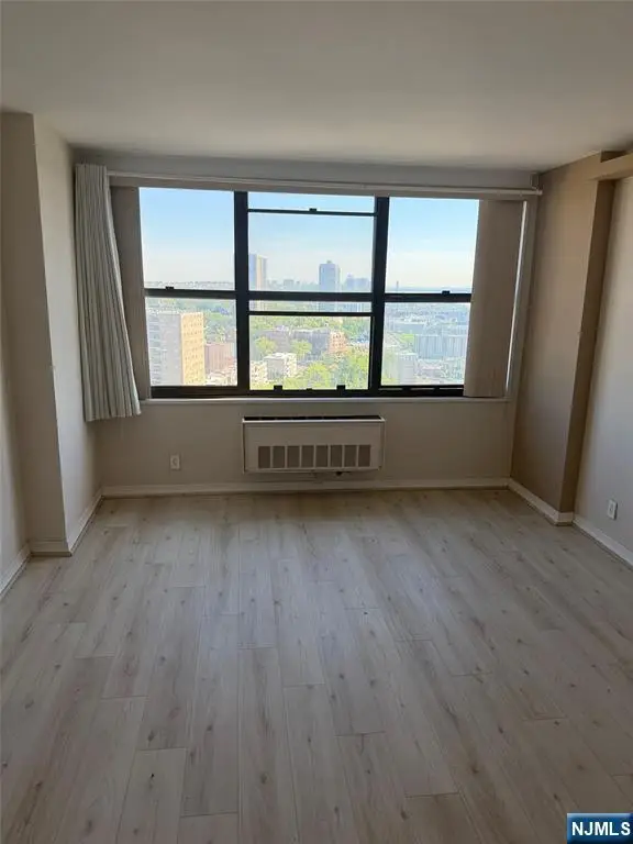 7000 Boulevard East 38 G, Guttenberg, NJ 07093 - #2