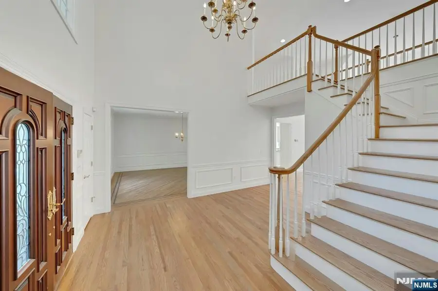 210 Woodmere Court, Franklin Lakes, NJ 07417 - #3