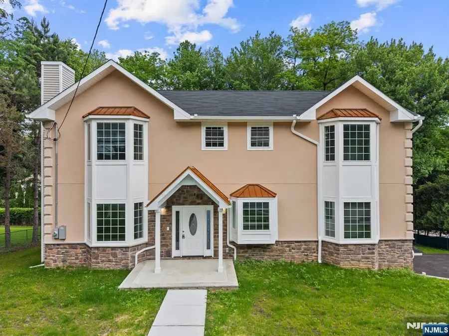 418 East Avenue, Northvale, NJ 07647 - #2