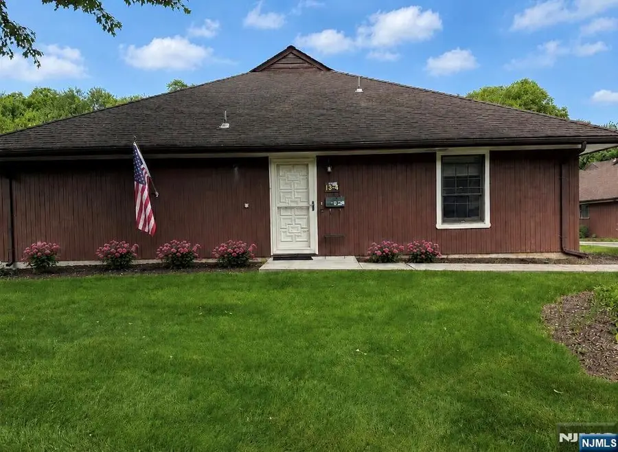 13-4 Tamaron Drive 13-4, Waldwick, NJ 07463 - #2