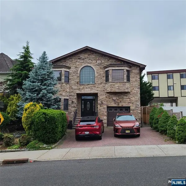 526 Moonachie Avenue, Wood Ridge, NJ 07075