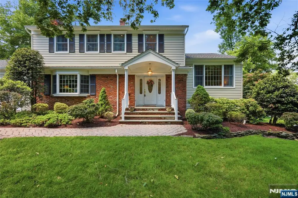 20 Coachman Court, Berkeley Heights, NJ 07922 - #1