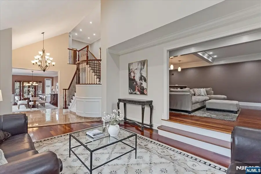 31 Forest Hills Way, Cedar Grove, NJ 07009 - #3