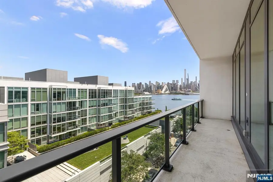 1200 Ave At Port Imperial PH702, Weehawken, NJ 07086 - #2