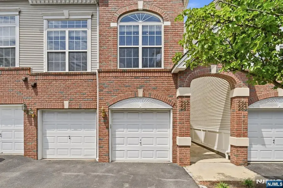 281 Riverwalk Way 160, Clifton, NJ 07014 - #2
