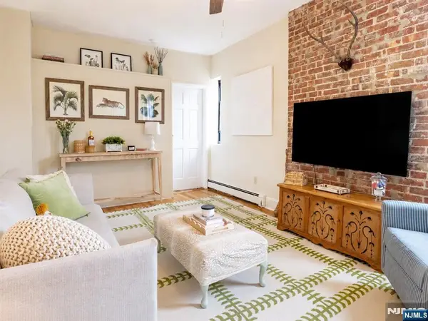 95 Willow Avenue 4B, Hoboken, NJ 07030