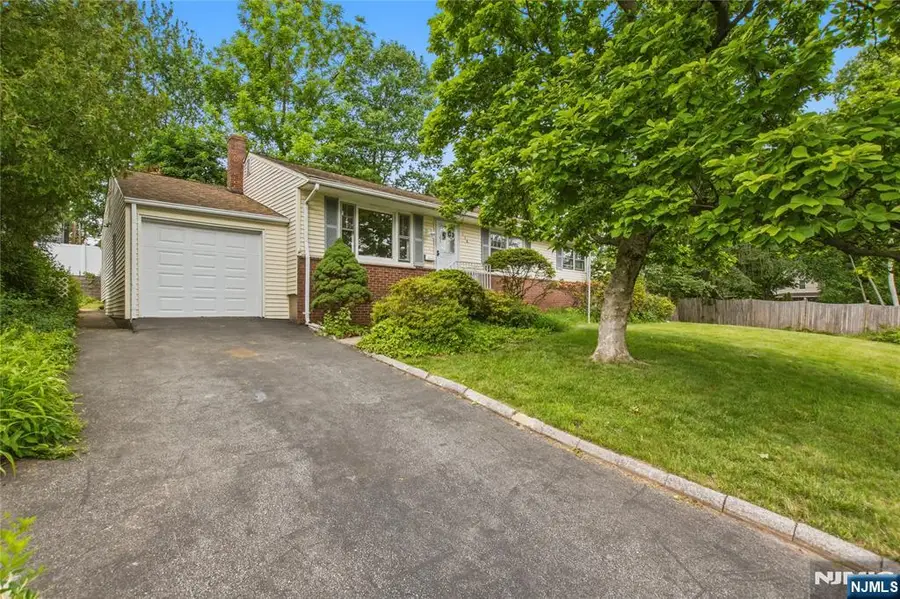 138 Wortendyke Avenue, Emerson, NJ 07630 - #3