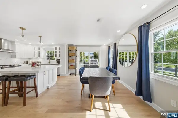 13 Dogwood Court, Paramus, NJ 07652