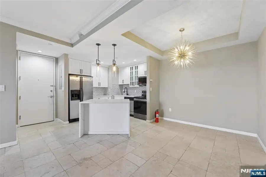 399 11th Street 403, Palisades Park, NJ 07650 - #2