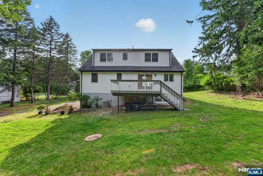 11 Franklin Street, Mahwah, NJ 07430 - #3