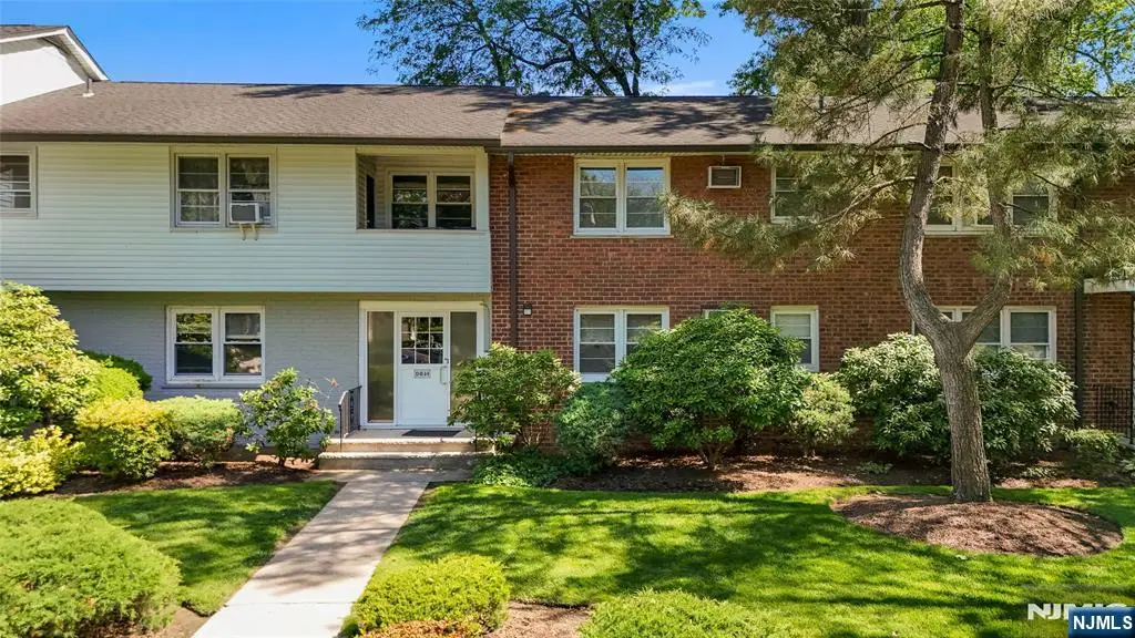 23-08 Howard D, Fair Lawn, NJ 07410 - #1