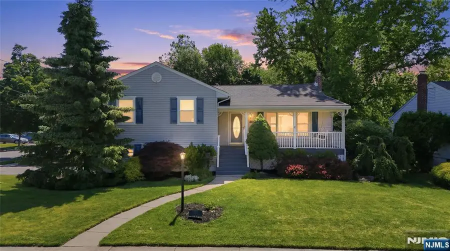 164 Gordon Court, Oradell, NJ 07649 - #2