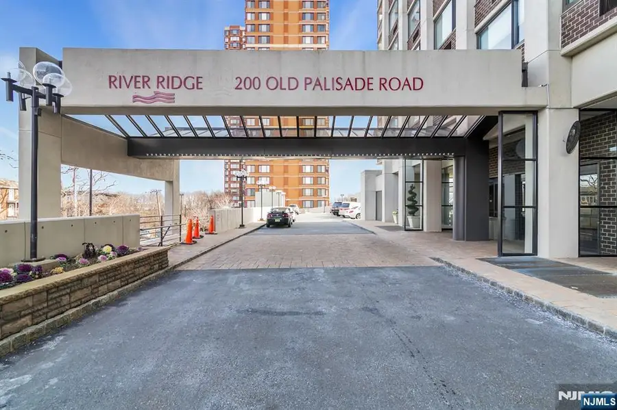 200 Old Palisade Road TH5, Fort Lee, NJ 07024 - #3