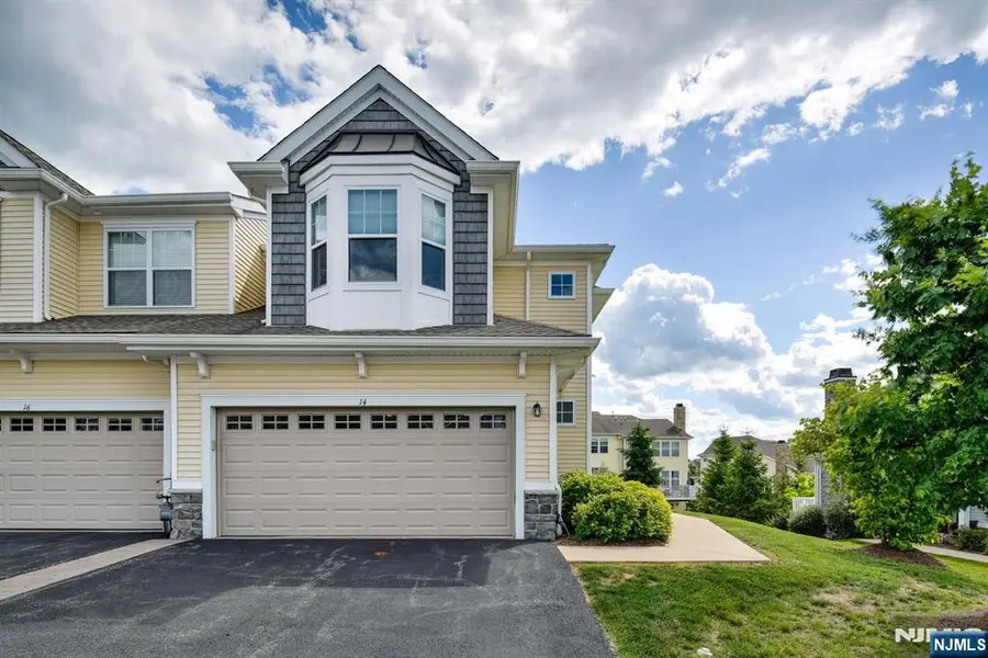 14 Lupine Lane, Panther Valley, NJ 07840 - #3