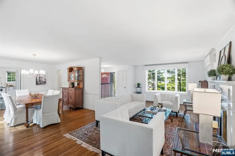 34 Hillside Avenue, Glen Rock, NJ 07452 - #2