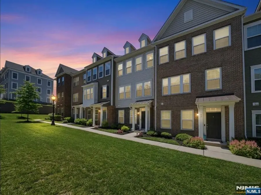 85 Truman Drive, Wood Ridge, NJ 07075 - #3