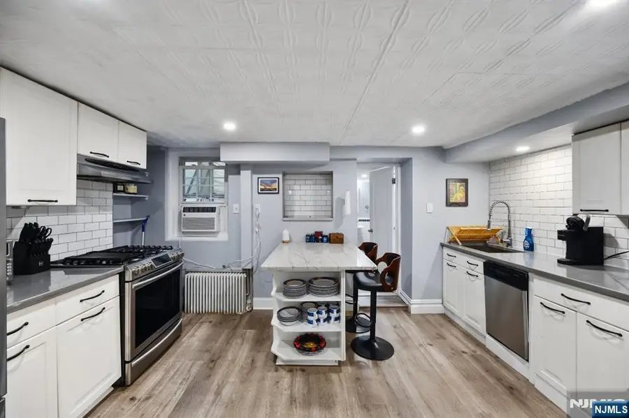 812 Garden Street 1, Hoboken, NJ 07030 - #3