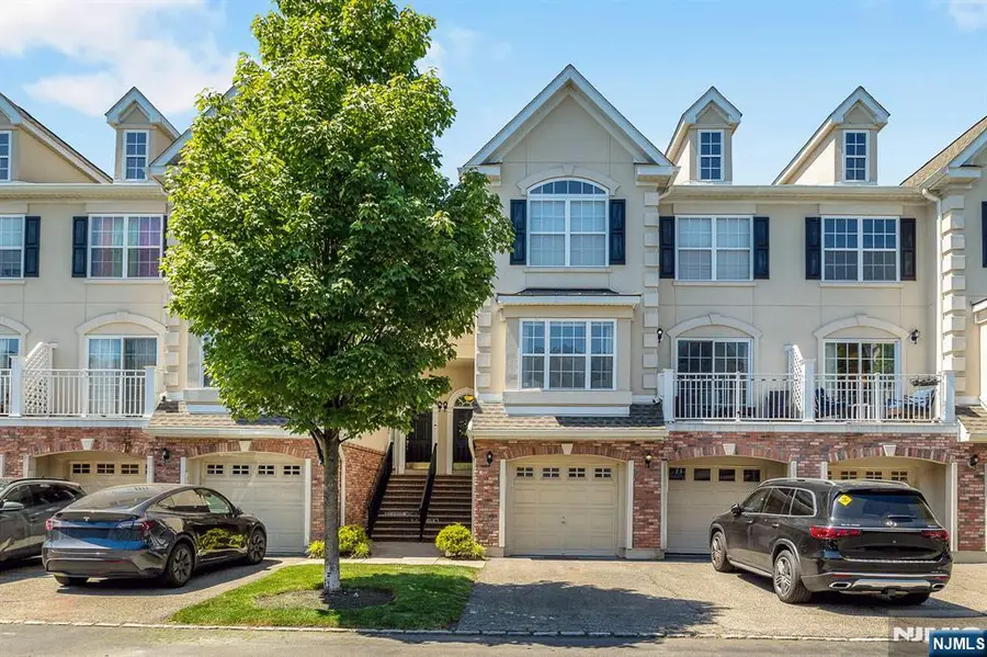 196 Blue Heron Drive 196, Secaucus, NJ 07094 - #2