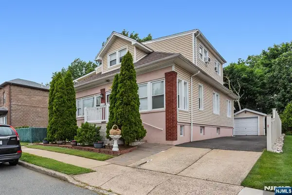 39 Chamberlain Avenue, Elmwood Park, NJ 07407