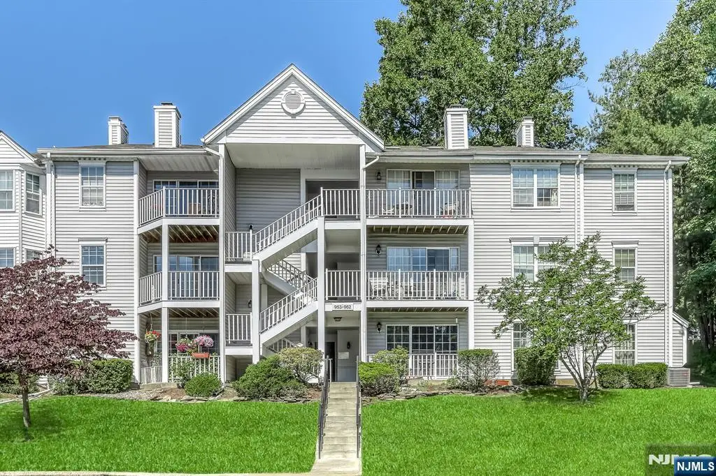959 Juniper Way, Mahwah, NJ 07430 - #1