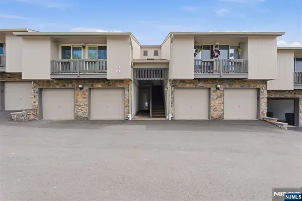 9 Paris Circle, West Orange, NJ 07052