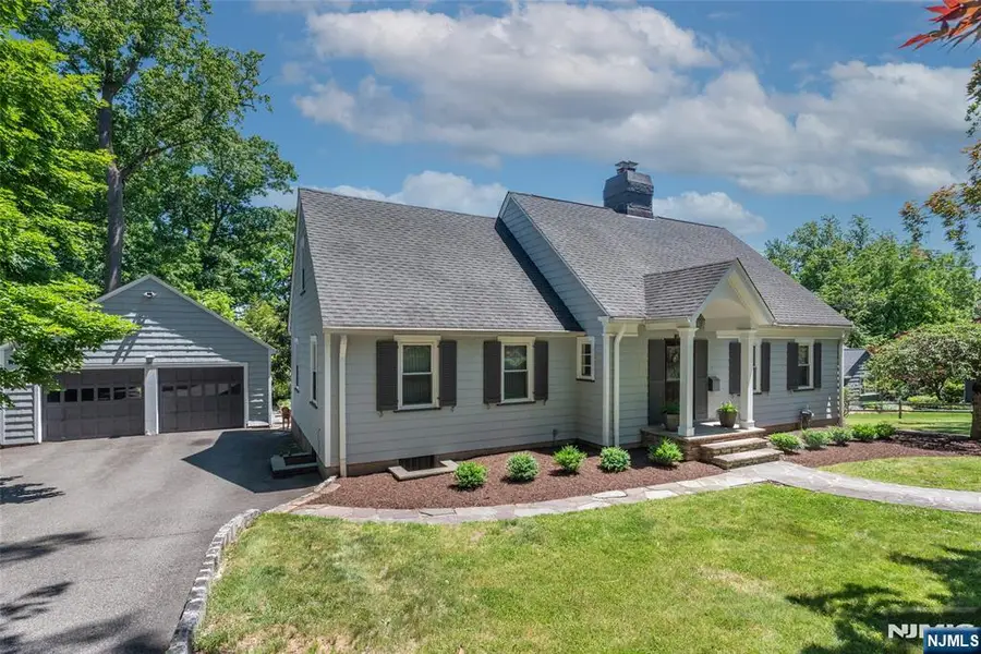591 Highland, Little Falls, NJ 07424 - #2